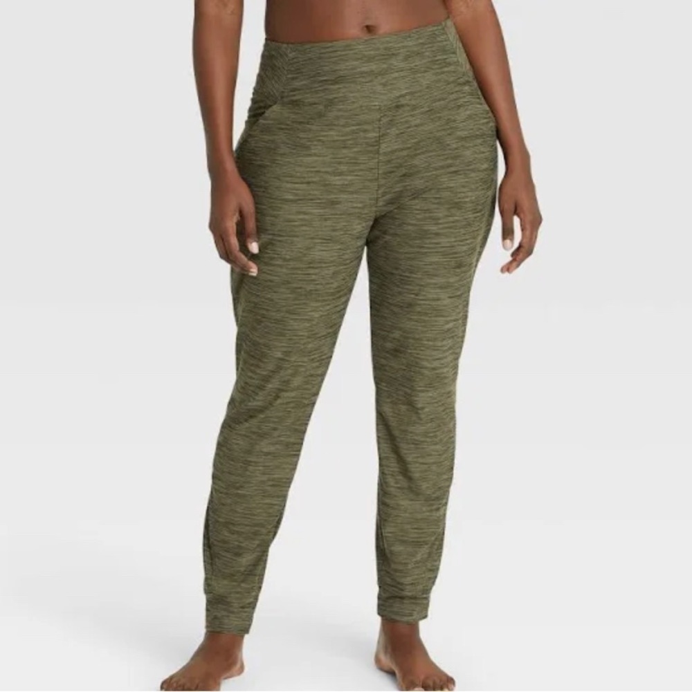 All In Motion - Women’s Mid-Rise Jogger Pants - Size S